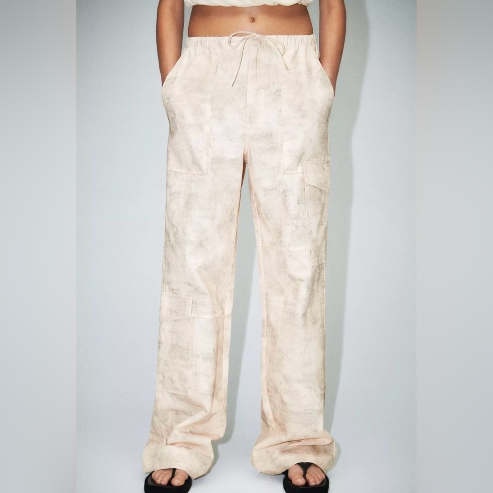Zara NWT Straight Leg Printed Cargo Pants Women’s Size XS